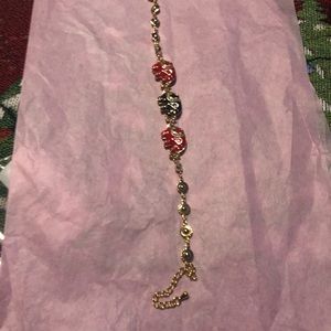 new oro laminado 14 k  bracelet at $20